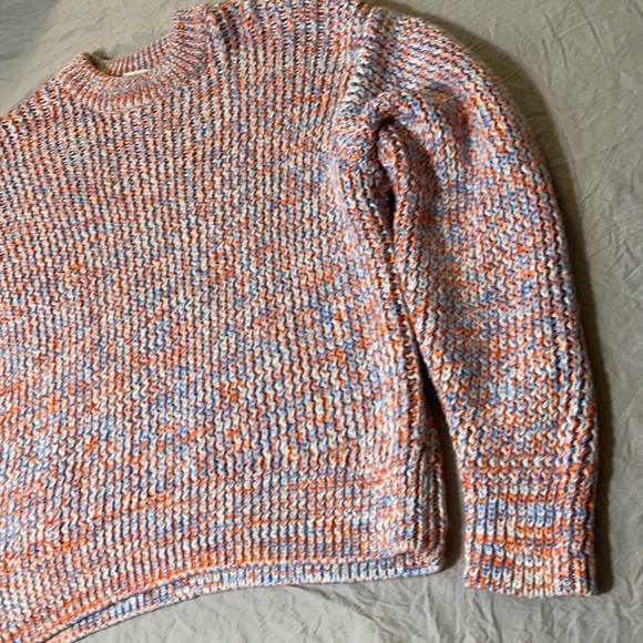Sweater - Picture 6 of 6